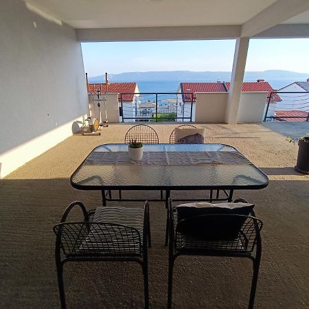 Apartmani Biba Novi Vinodolski Exteriör bild