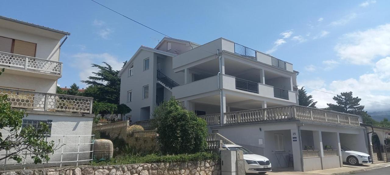 Apartmani Biba Novi Vinodolski Exteriör bild